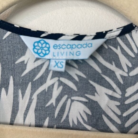 Escapade Living Tunic Top XS - Picture 5 of 5